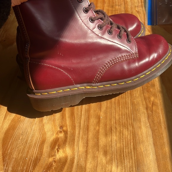 Used Doc Martens Made in England - Picture 9 of 9